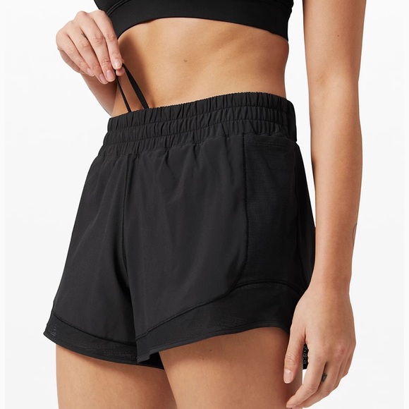 lululemon athletica Pants - Lululemon Hotty Hot HR 4” * Mesh